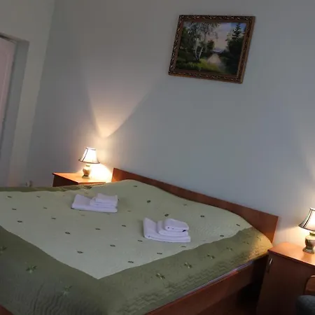 вілла леся 19б Pensionat Truskavets